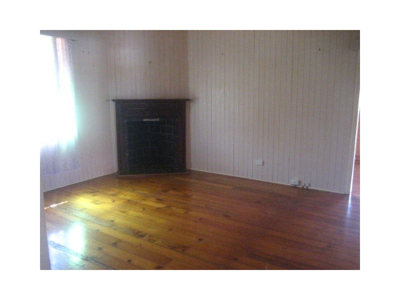 33 Gostwyck Street, Newtown QLD 4350