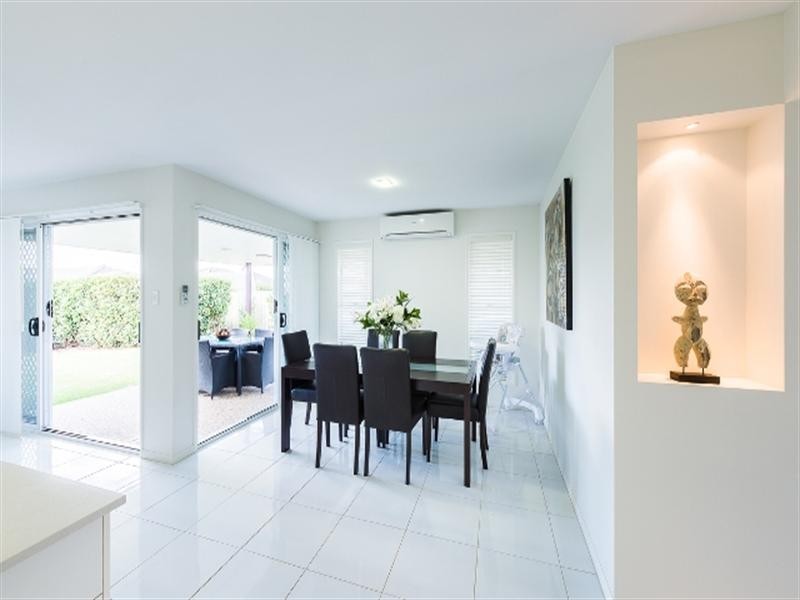 21 Tarlington Street, Middle Ridge QLD 4350