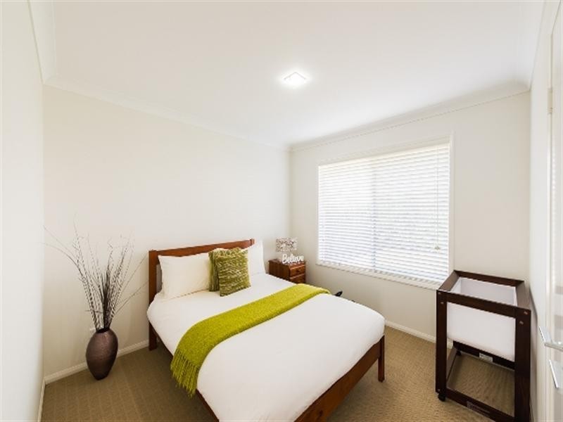 21 Tarlington Street, Middle Ridge QLD 4350