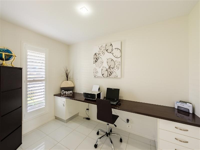 21 Tarlington Street, Middle Ridge QLD 4350