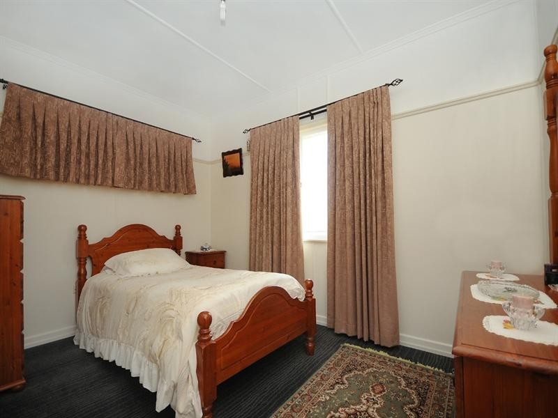 15 Mallon Street, Rangeville QLD 4350