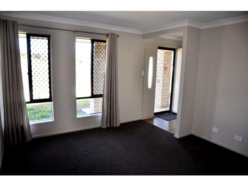 20 Settlers Drive, Gowrie Junction QLD 4352