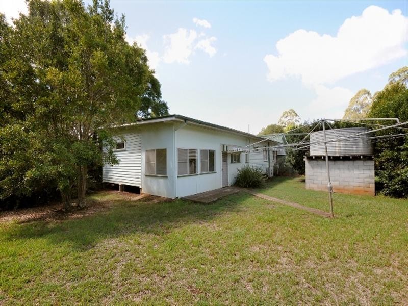 8 Sunray Drive, Highfields QLD 4352