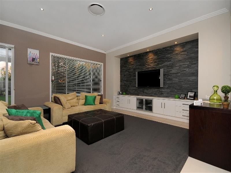 33 Nioka Drive, Highfields QLD 4352