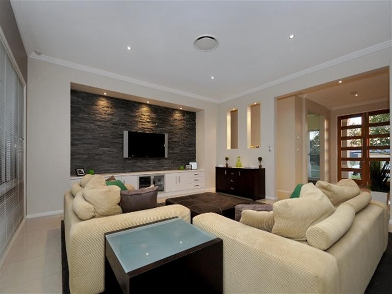 33 Nioka Drive, Highfields QLD 4352