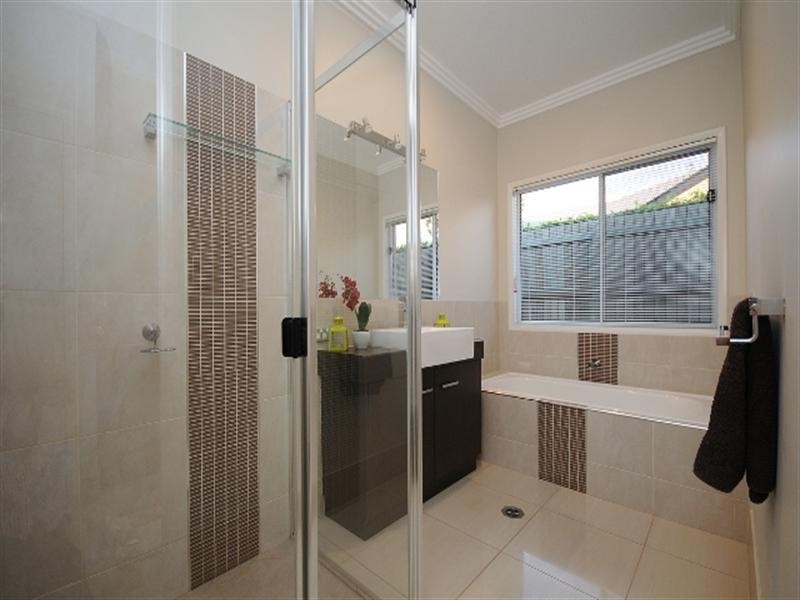 33 Nioka Drive, Highfields QLD 4352