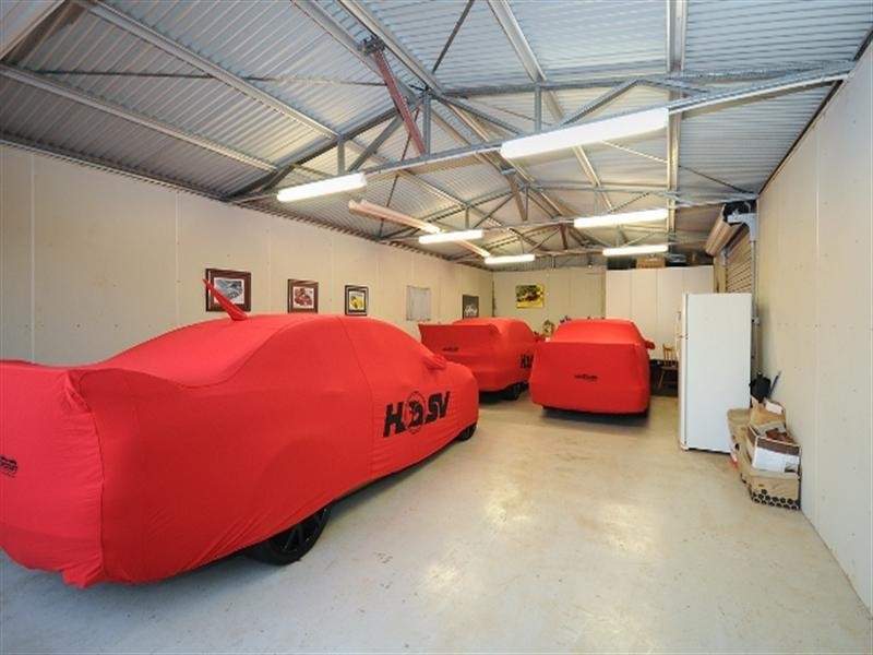 33 Nioka Drive, Highfields QLD 4352