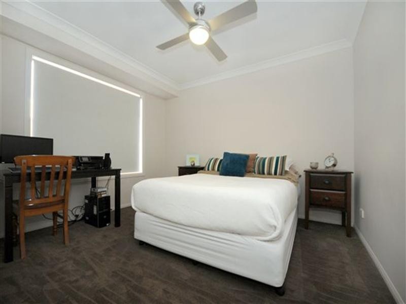 12 Stedman Street, Middle Ridge QLD 4350