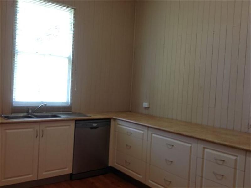 247 Hume Street, South Toowoomba QLD 4350