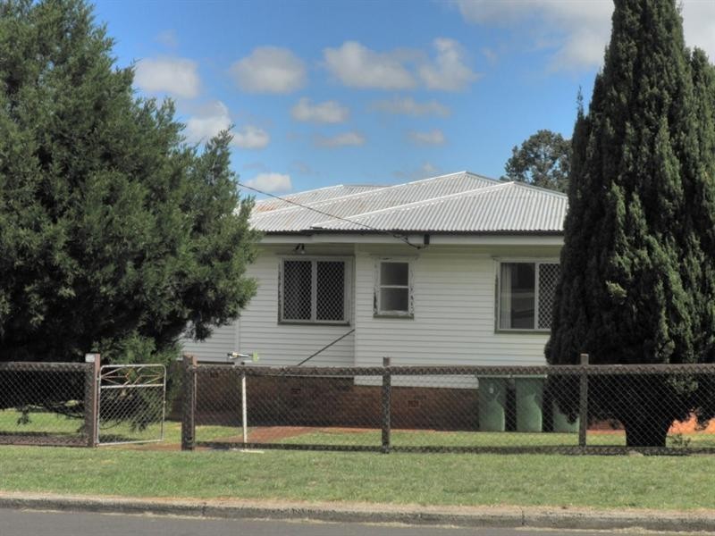 25 Rowbotham Street, Rangeville QLD 4350