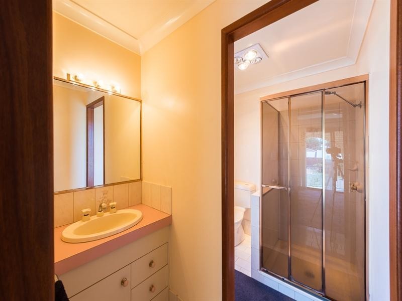 9 Marguerita Court, Centenary Heights QLD 4350
