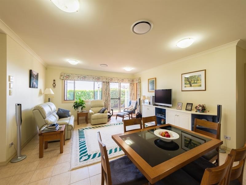 62 Bouganvillea Drive, Middle Ridge QLD 4350