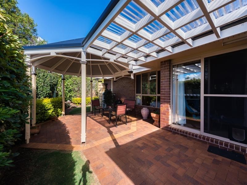 62 Bouganvillea Drive, Middle Ridge QLD 4350