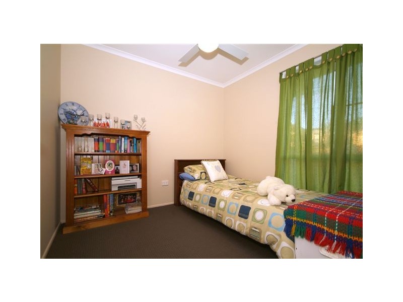 5 Walnut Court, Newtown QLD 4350