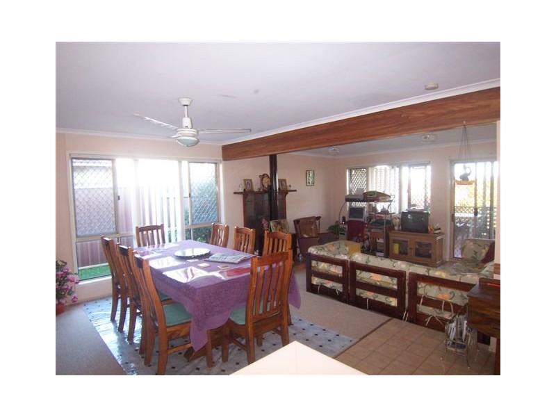 8 Blue Gum Drive, Newtown QLD 4350