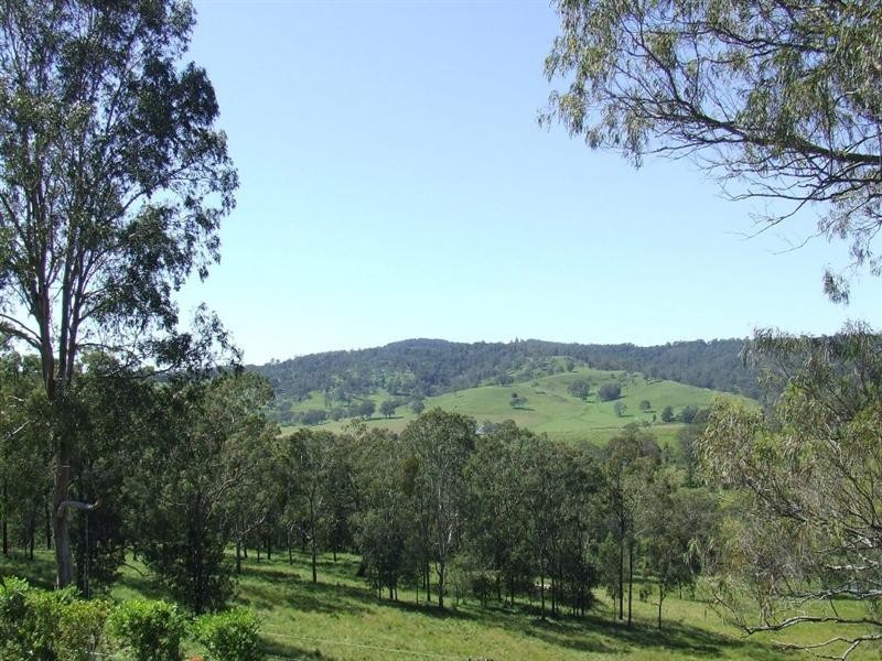 139 Church House Road, Ravensbourne QLD 4352