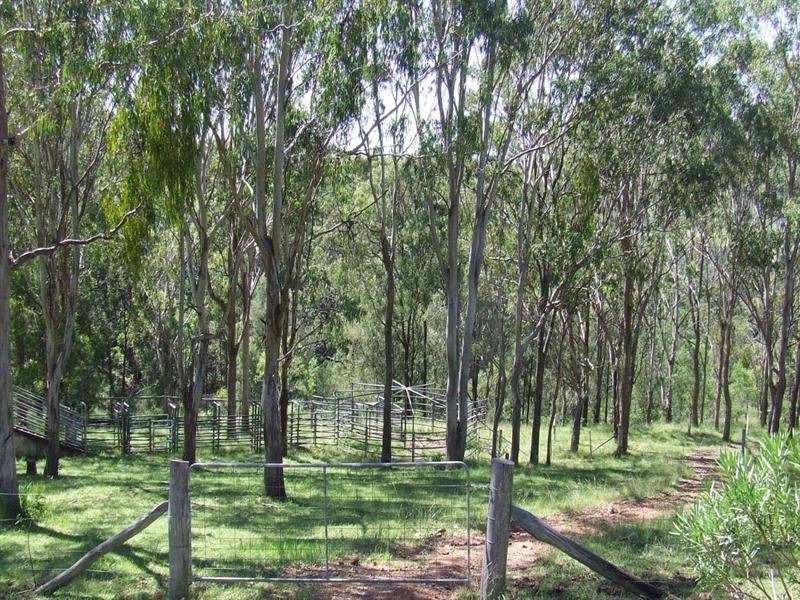 139 Church House Road, Ravensbourne QLD 4352