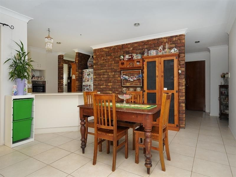 11 Hanna Court, Kearneys Spring QLD 4350