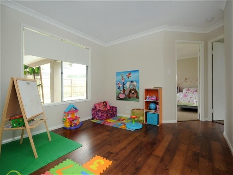 7 Sportsman Drive, Kleinton QLD 4352