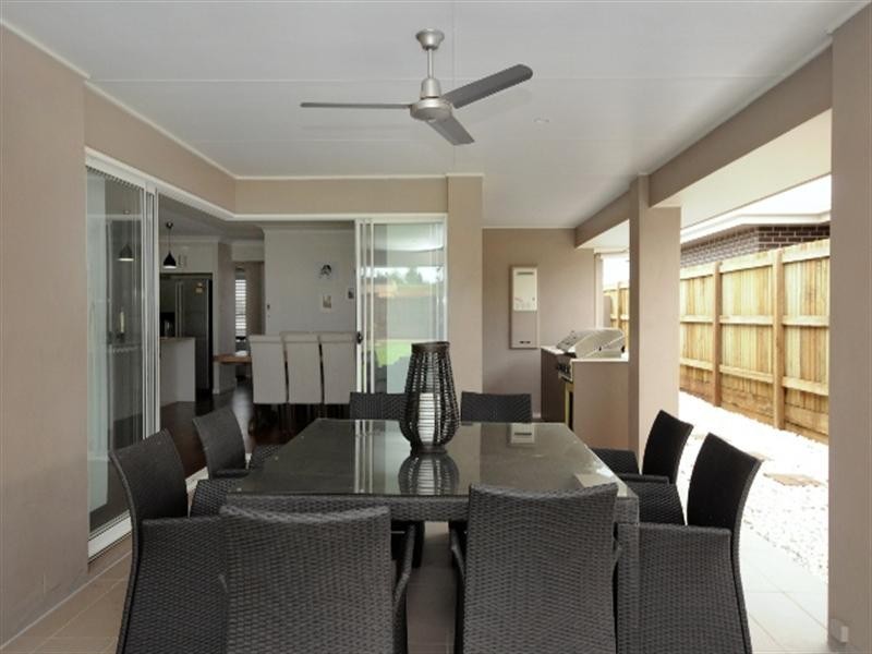 7 Sportsman Drive, Kleinton QLD 4352