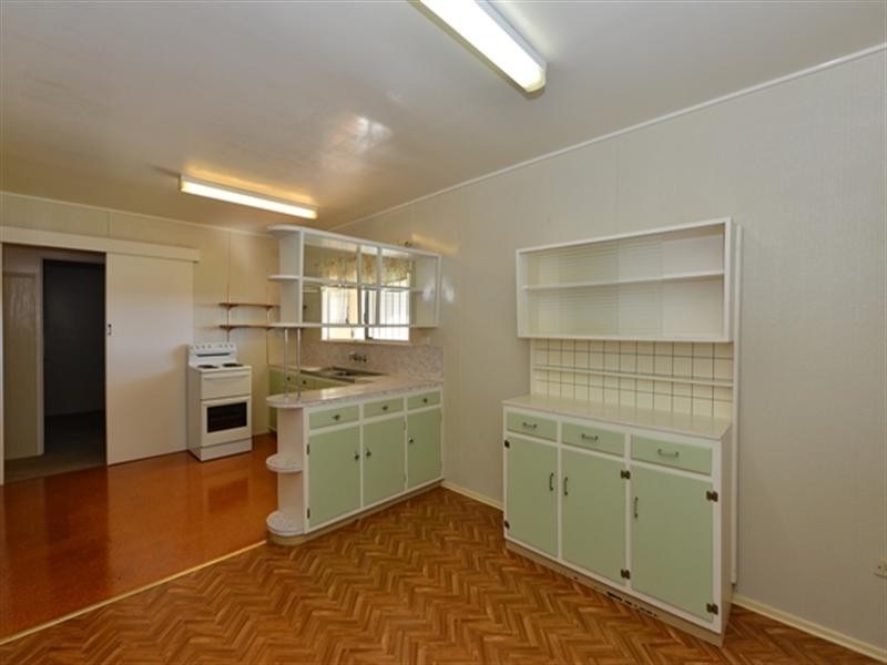 25 Hunter Street, Centenary Heights QLD 4350