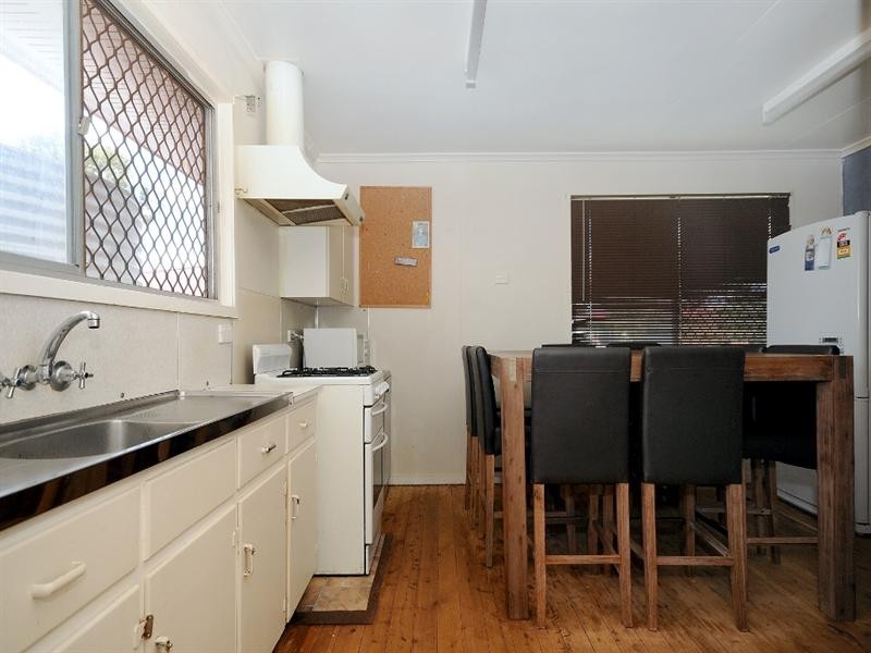 17 Delray Street, Oakey QLD 4401