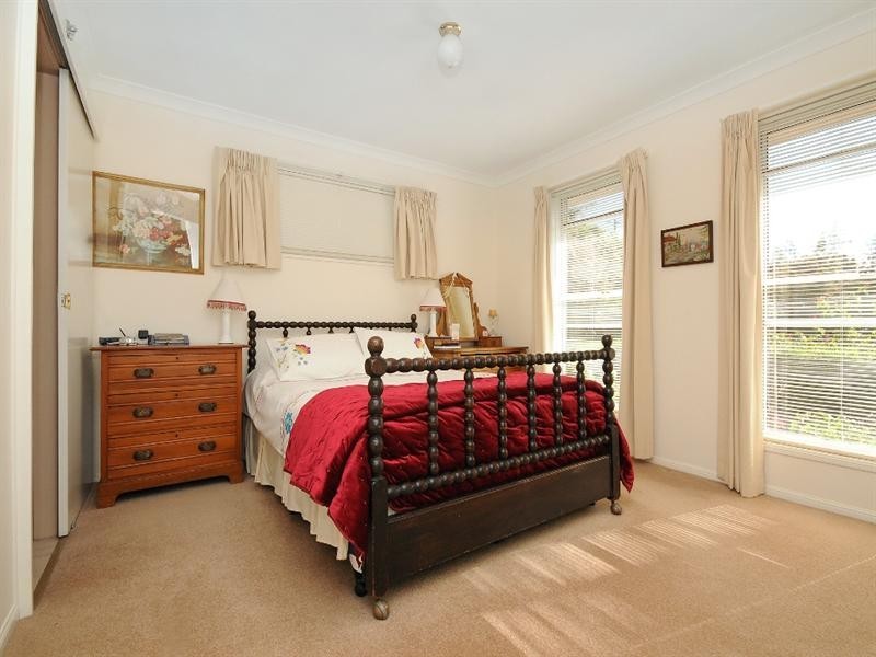 17 Lake Drive, Meringandan QLD 4352