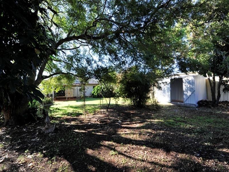 13 Second Avenue, Harristown QLD 4350