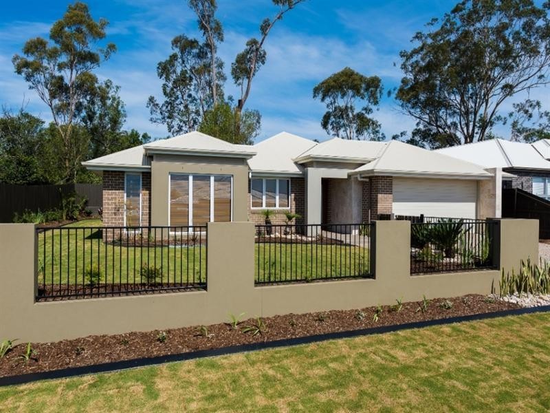 16 Brimblecombe Drive, Middle Ridge QLD 4350