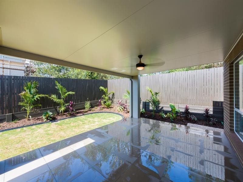 16 Brimblecombe Drive, Middle Ridge QLD 4350