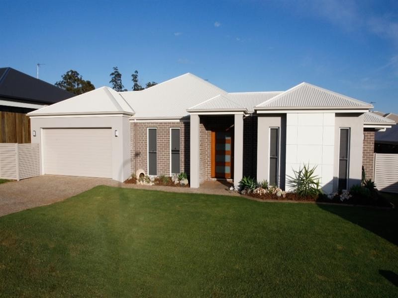 7 Brimblecombe Drive, Middle Ridge QLD 4350
