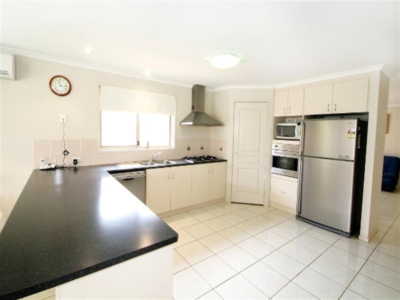 84 Aberdeen Street, Rangeville QLD 4350