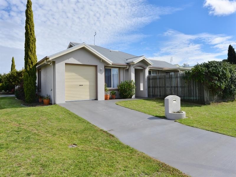 1/25 Anita Drive, Kearneys Spring QLD 4350