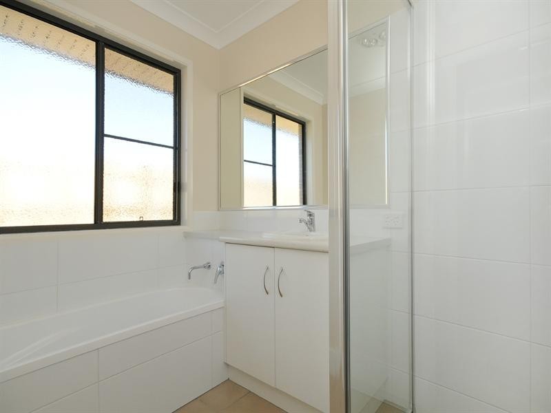 11 Lila Drive, Cotswold Hills QLD 4350