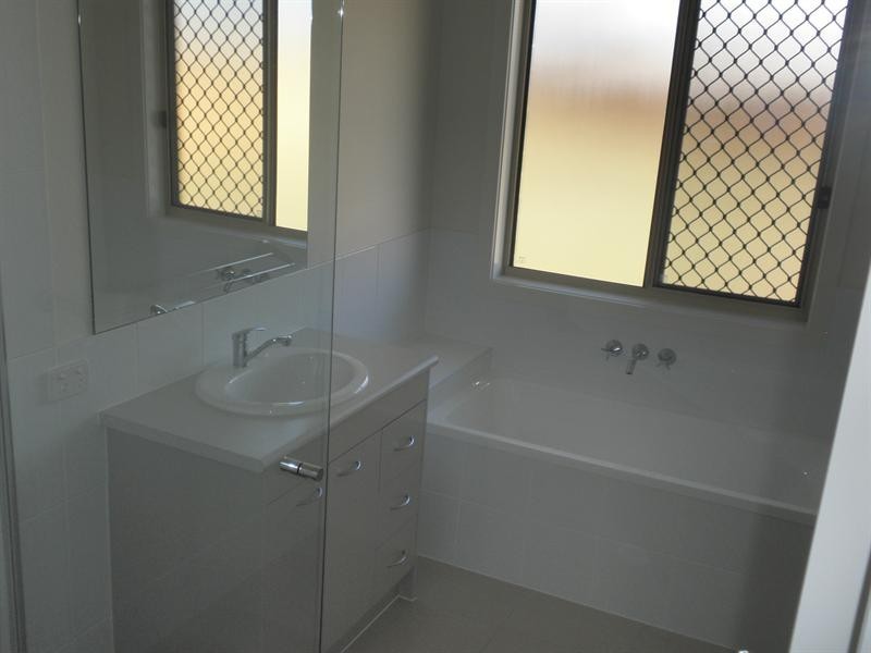 38 Wandoo Crescent, Westbrook QLD 4350