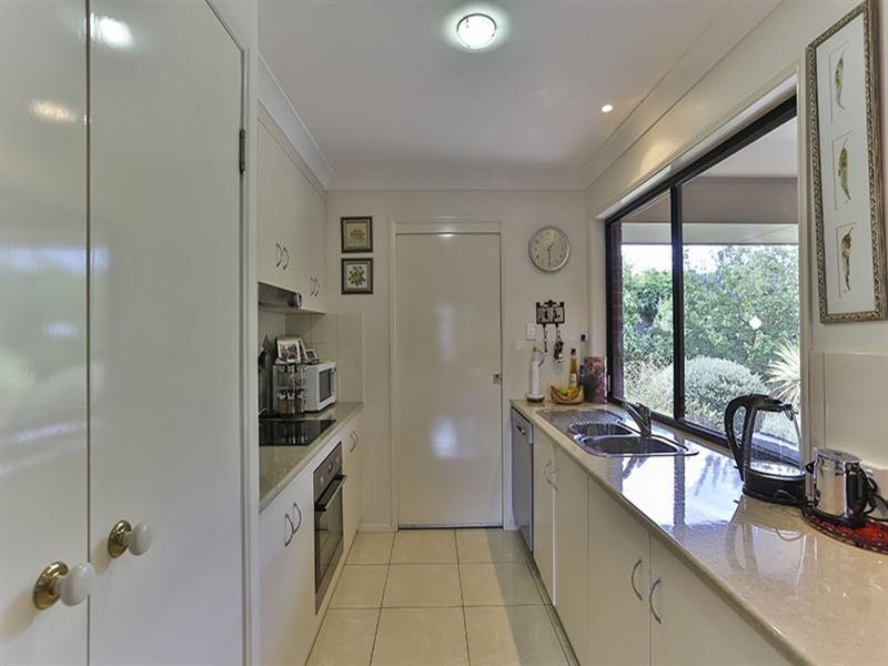 25 Wareena Crescent, Glenvale QLD 4350