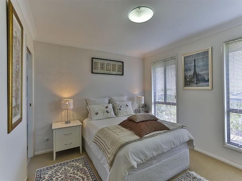 25 Wareena Crescent, Glenvale QLD 4350