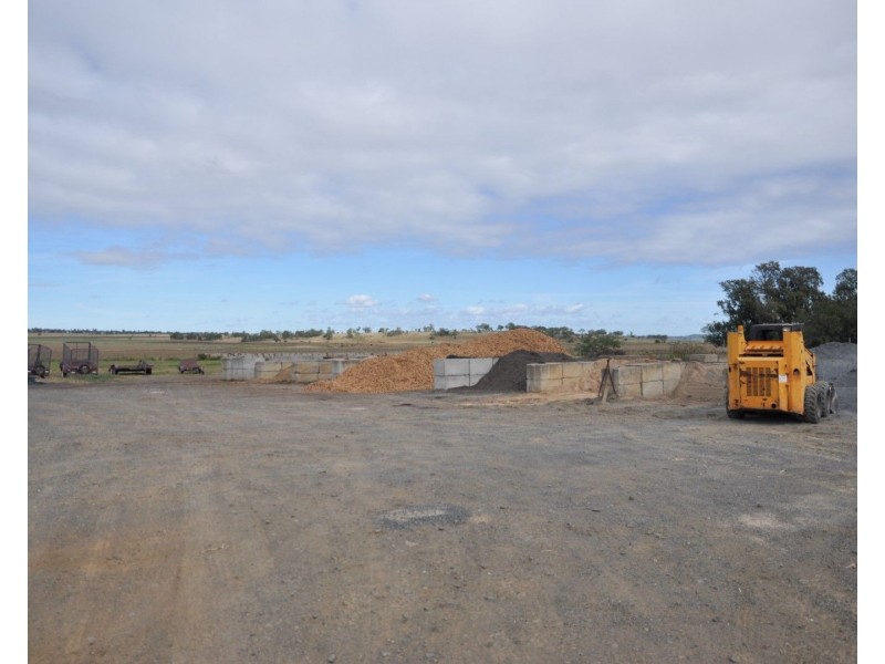 11 Kingsthorpe Haden Road, Kingsthorpe QLD 4400