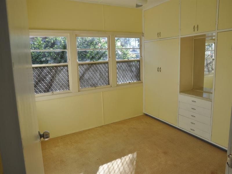 19 Goode Street, Newtown QLD 4350