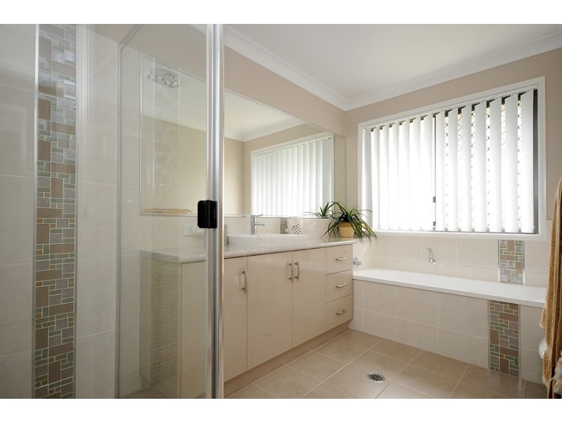 24 Bennett Street, Kleinton QLD 4352