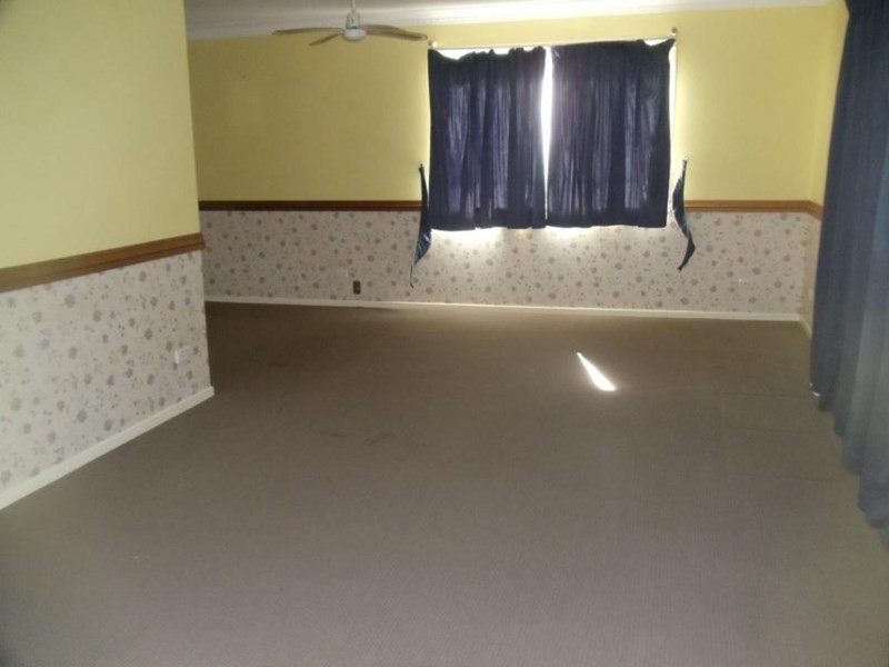 3 Kuhn Street, Kearneys Spring QLD 4350