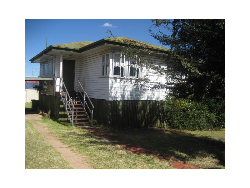 14 Murray Street, North Toowoomba QLD 4350