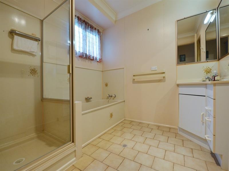 20 McIvor Street, Kearneys Spring QLD 4350