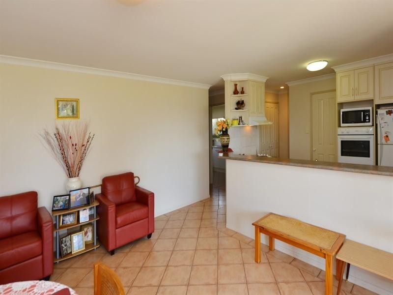 2 Nicola Street, Middle Ridge QLD 4350