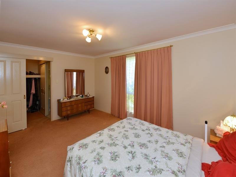 2 Nicola Street, Middle Ridge QLD 4350