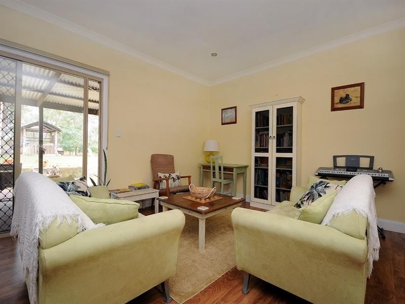 33 Rodeo Drive, Kleinton QLD 4352