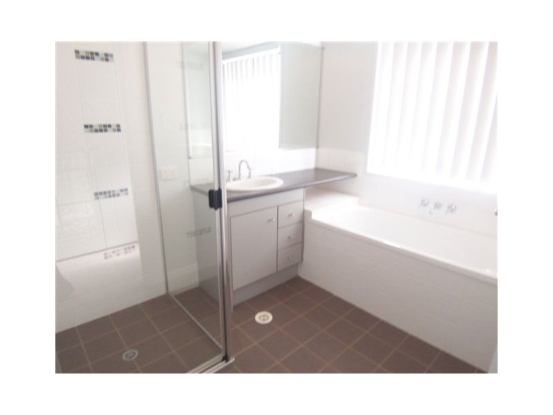 29 Highgrove Drive, Highfields QLD 4352