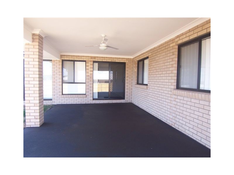 29 Highgrove Drive, Highfields QLD 4352