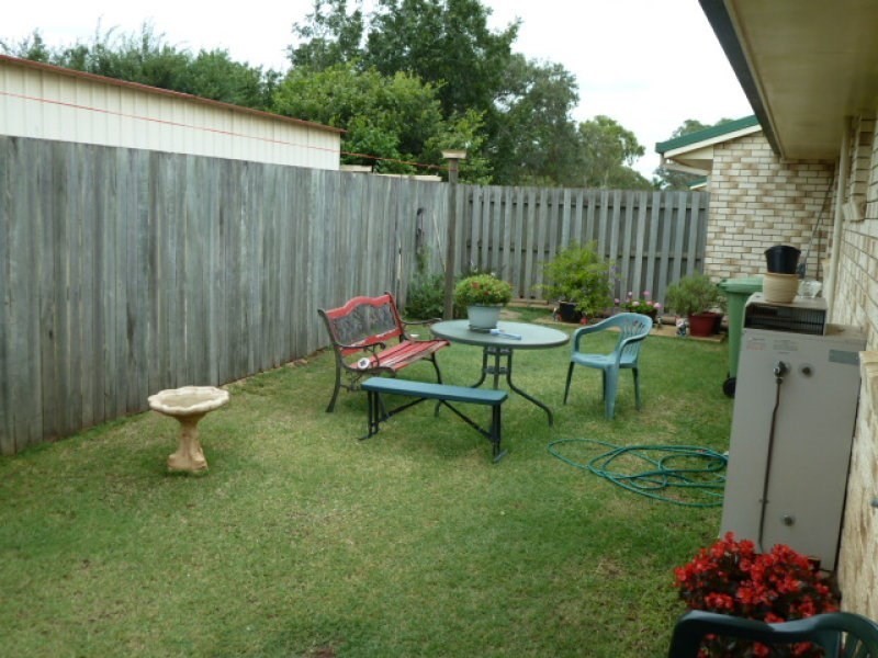 Unit 1 Grant Close, Oakey QLD 4401