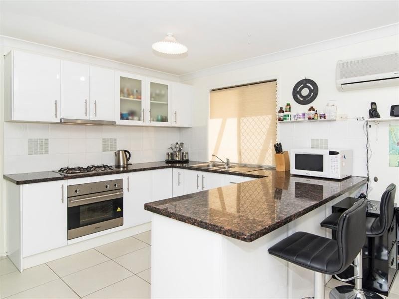 32 King Street, Kingsthorpe QLD 4400